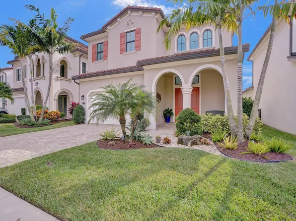 8715 Grand Prix Lane, Boynton Beach, FL 33472