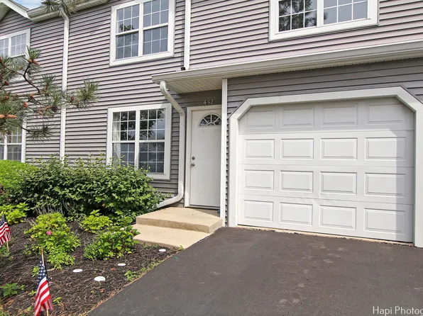 432 Meadow Hill Ln, Round Lake Beach, IL 60073