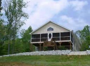 205 Captains Dr, Roxboro, NC 27574