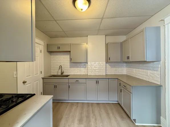 25 Trust St, Rochester, NY 14621