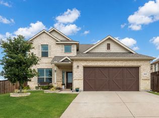 10201 Claire Creek Rd, Fort Worth, TX 76126