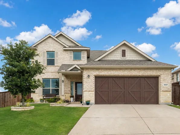 10201 Claire Creek Rd, Fort Worth, TX 76126