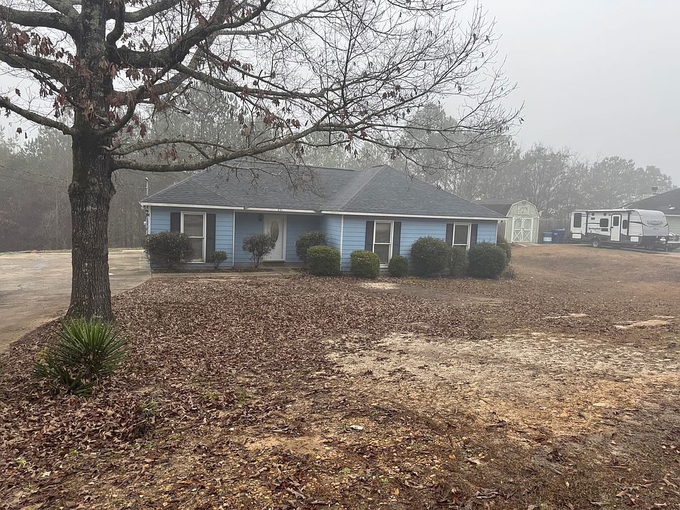 1st image of 821 Lee Road 425