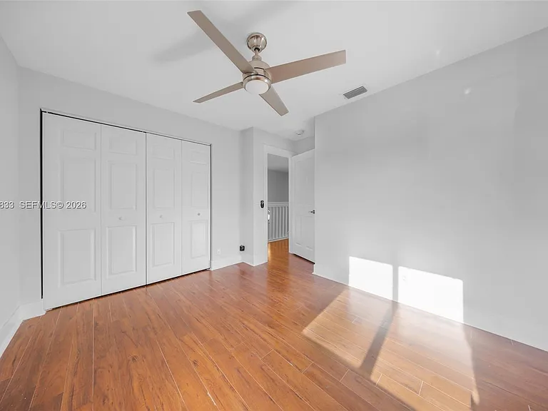1538 Tamarind Ct — Photo 7