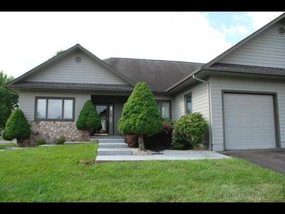 381 E Landing Dr #G1, Jefferson, NC, 28640