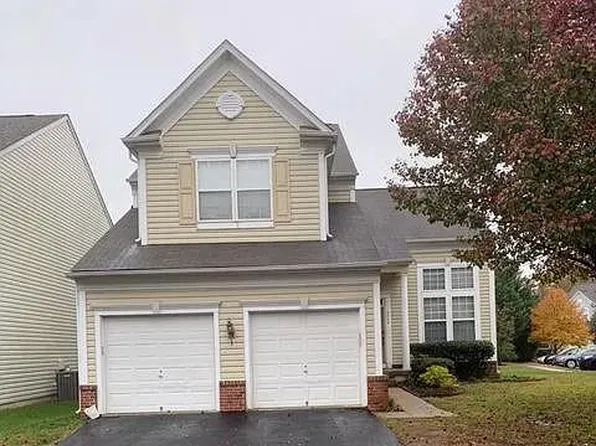 2469 Leyland Ridge Rd, Herndon, VA 20171