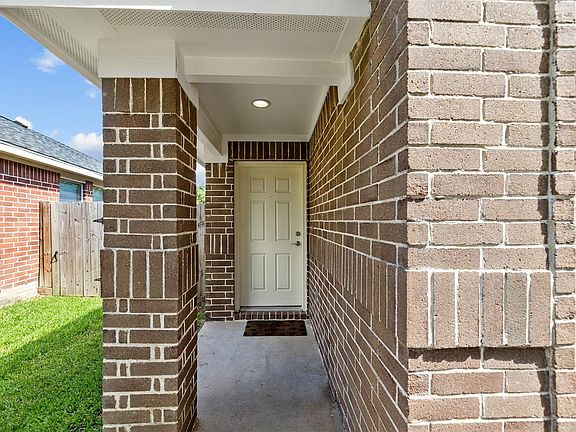 5th image of 19810 Imperial Colony Ln