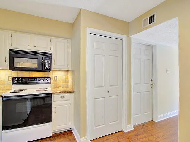 1140 Marina Bay Dr #110A — Photo 18