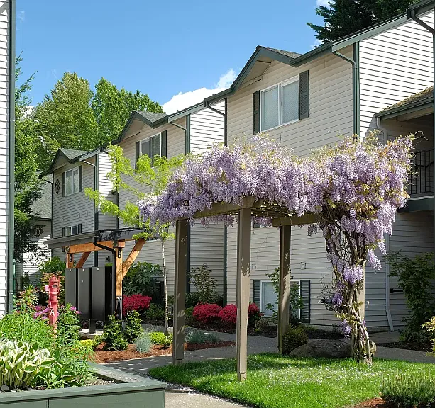 8370 165th Ave NE #C108 — Photo 3
