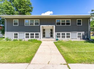 1110 14th Ave S, Grand Forks, ND 58201