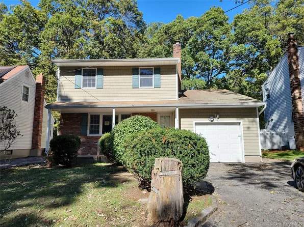61 Pleasant Street, Huntington, NY 11743