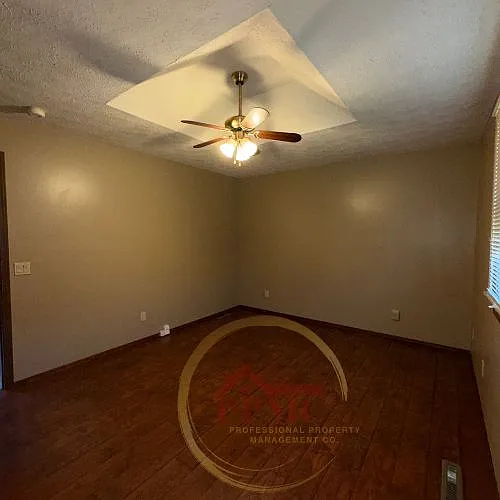 914 N Walnut Ave — Photo 10