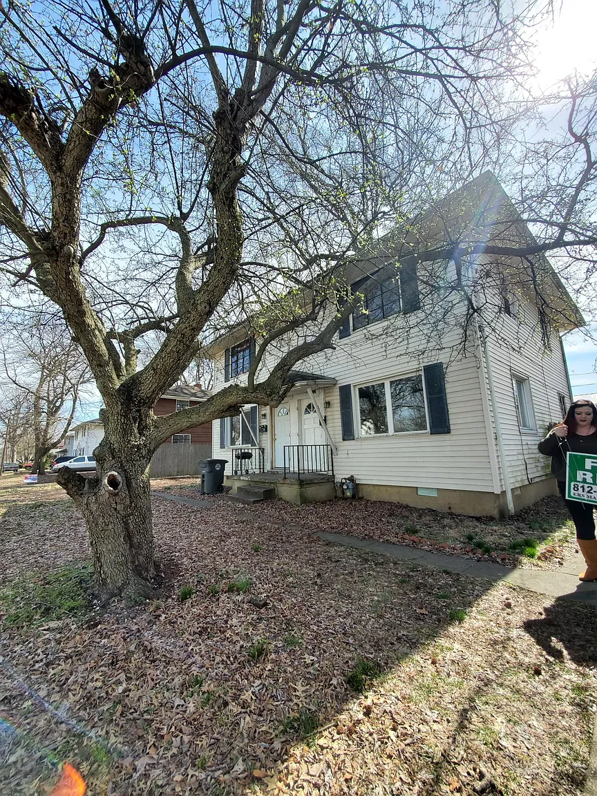 1033-1035 Covert Ave photo 1