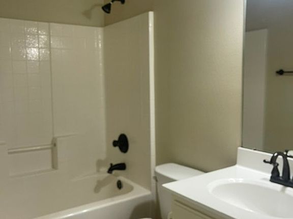 5th image of 4424 105th St #A