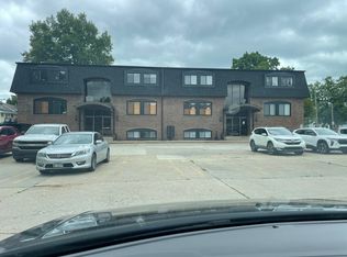 250 N Main St APT 4, Crown Point, IN 46307