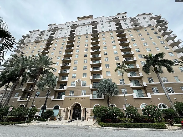 616 Clearwater Park Rd #1002 — Photo 2