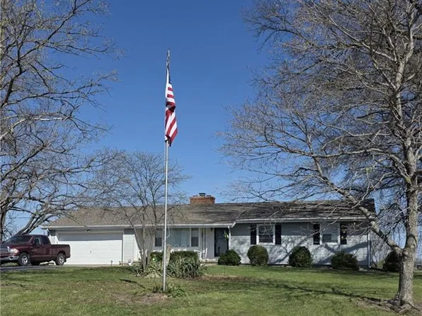 25282 163rd St, Leavenworth, KS 66048