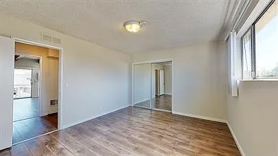 425 N Hobart Blvd — Photo 24