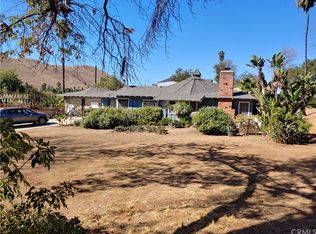 11169 Western Hills Dr, Riverside, CA 92505