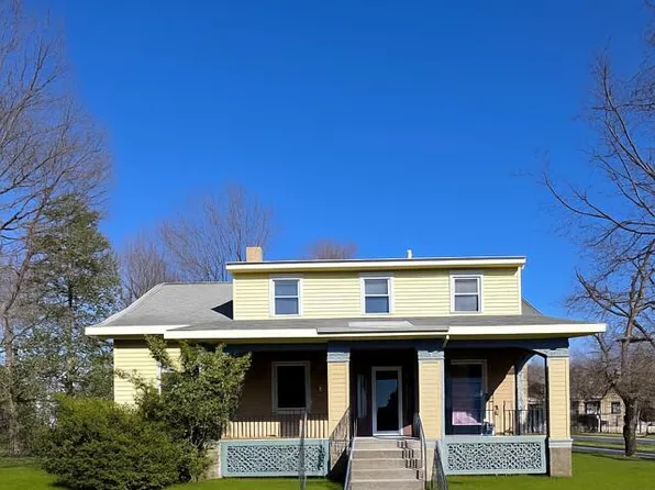 824 6th Avenue, Troy, NY 12182