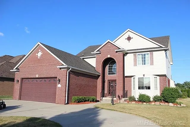 51130 Hook Dr photo 1