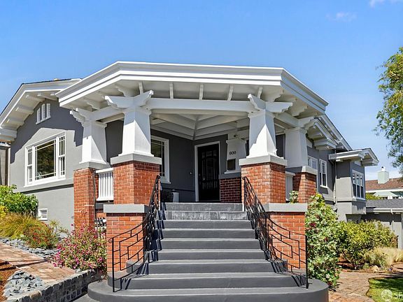 4th image of 800 Miramar Ave