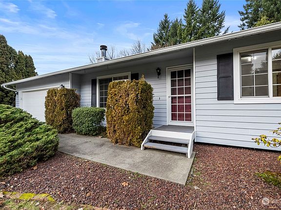 2nd image of 7325 189th Street Ct E