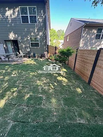 2377 Peach Shoals Cir — Photo 32