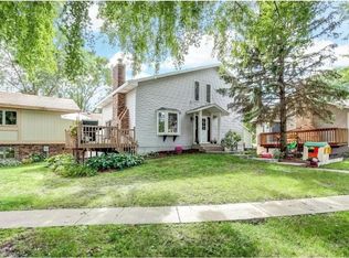 3564 Pilgrim Ln N, Plymouth, MN 55441