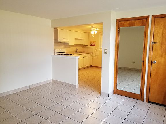 3rd image of 1621 N 23rd Ave #1