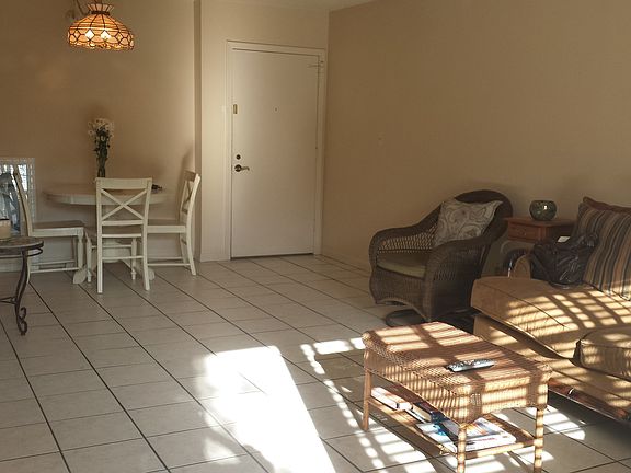 4th image of 1930 NE 2nd Ave APT 118L
