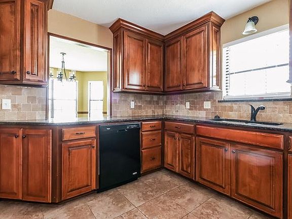 3rd image of 14500 S Harvey Ave #1