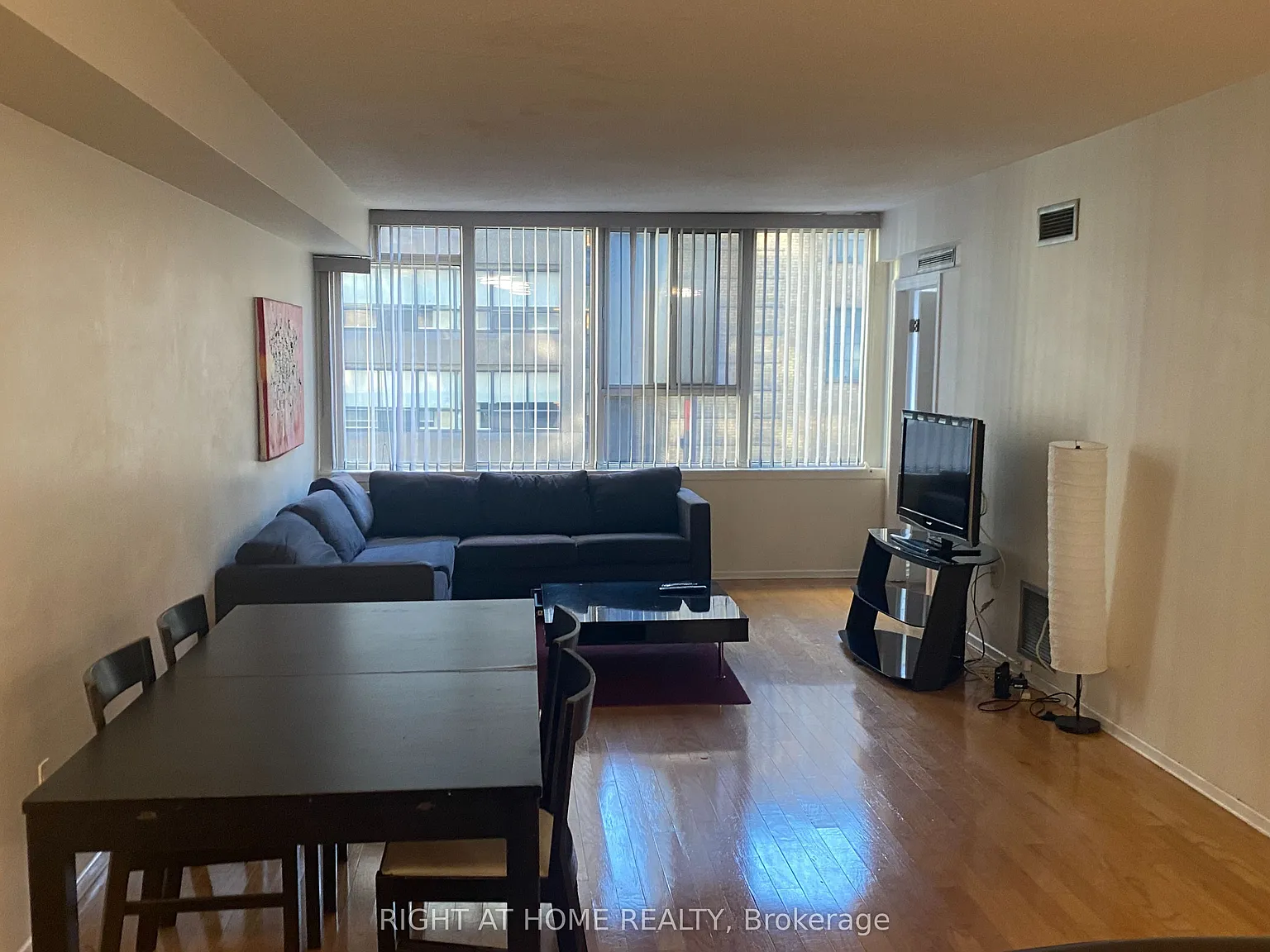 3 bed, $3,950 — Photo 2