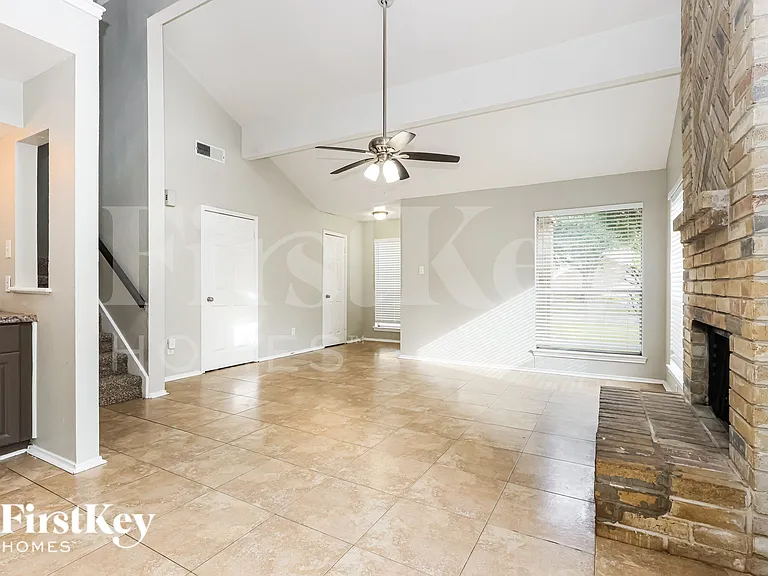2322 Piddler Dr — Photo 6