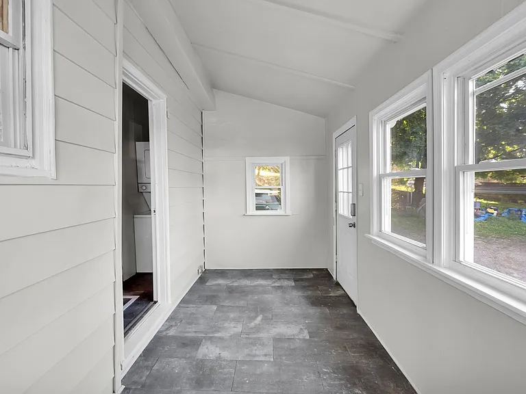 3200 Flint Hill Rd — Photo 4