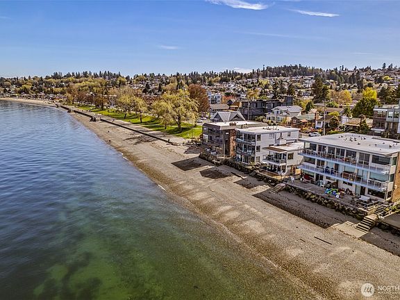 5th image of 3015 Alki Avenue SW