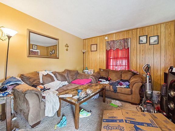 4th image of 5150 Meadowbrook Dr