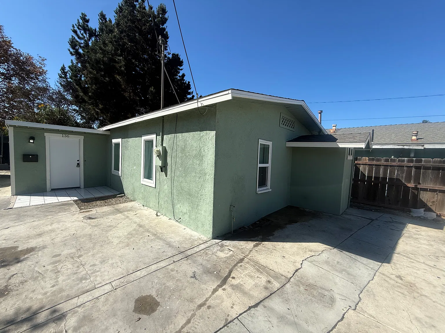 2 bed, $2,995 — Photo 1
