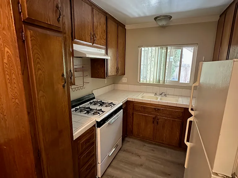 4452 Louisiana St #2 — Photo 3
