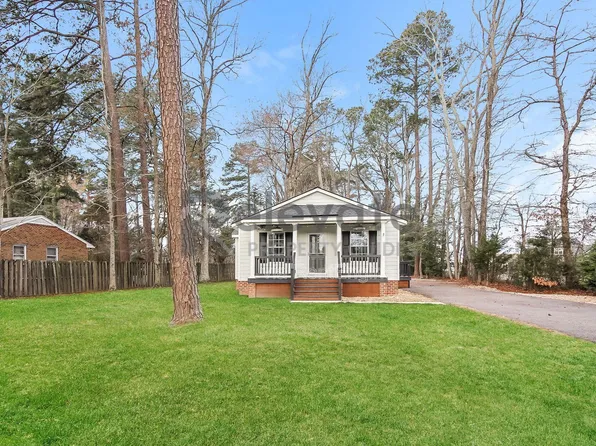 702 Chapman St, Ashland, VA 23005