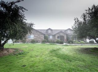 17269 Monreal Rd, Madera, CA 93636