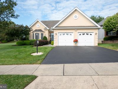 102 Keenan Ln, Holland, PA, 18966