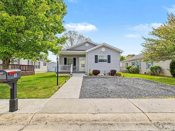 49 Dogwood Ln, Mays Landing, NJ 08330