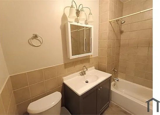 1407 E 69th Pl #2 — Photo 8