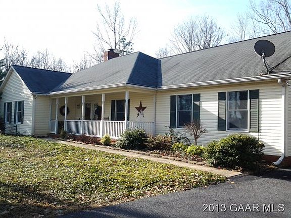 2nd image of 335 Cranberry Dr