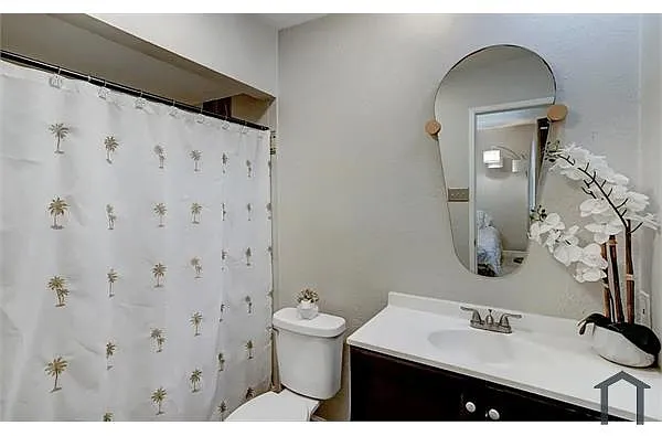 Building Photo - 17311 Glenpatti Dr