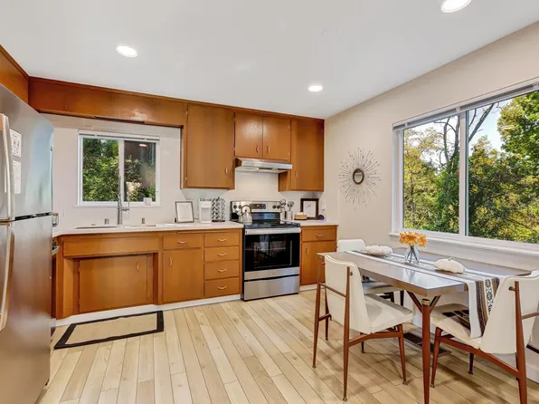 352 Marshall St, Grass Valley, CA 95945