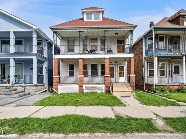 2995 Trowbridge St, Hamtramck, MI 48212