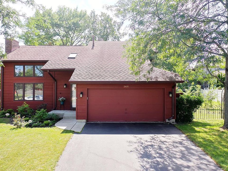 1st image of 2411 Heron Dr