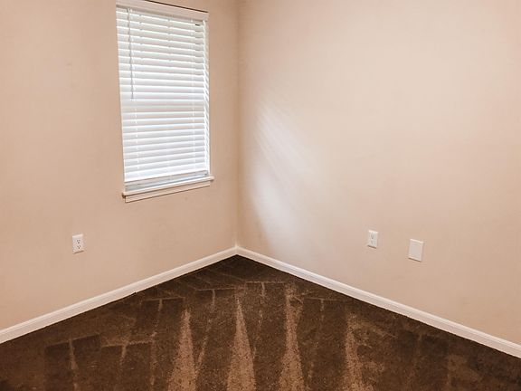 4th image of 235 Vista Cir #10712836